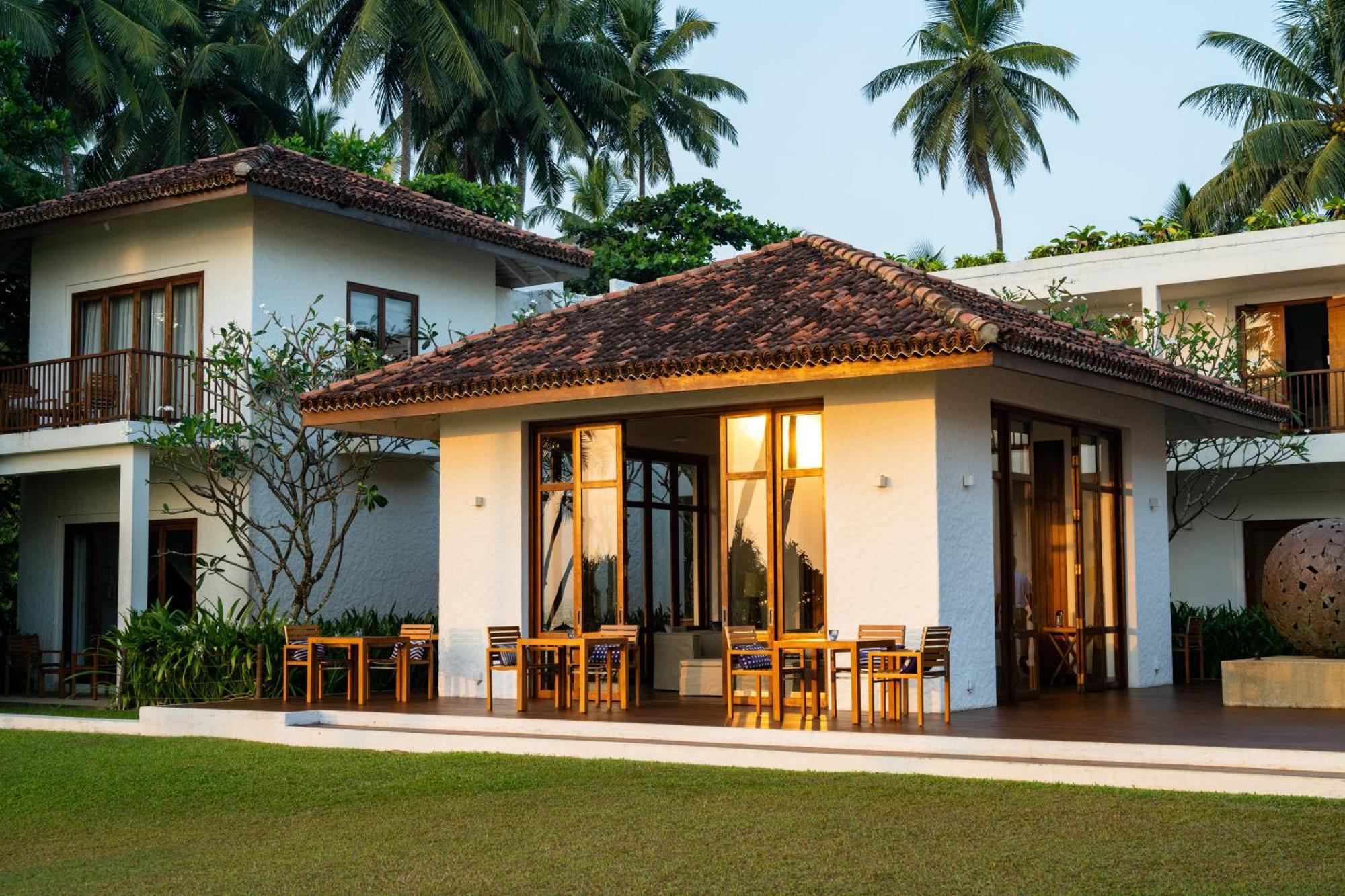 Kumu Beach Балапития Экстерьер фото